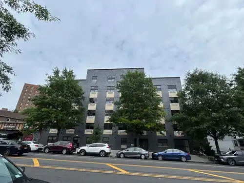 1550 White Plains Road, 1550 WHITE PLAINS ROAD, Southeast Bronx, BRONX, NY 10462,  - Exterior view