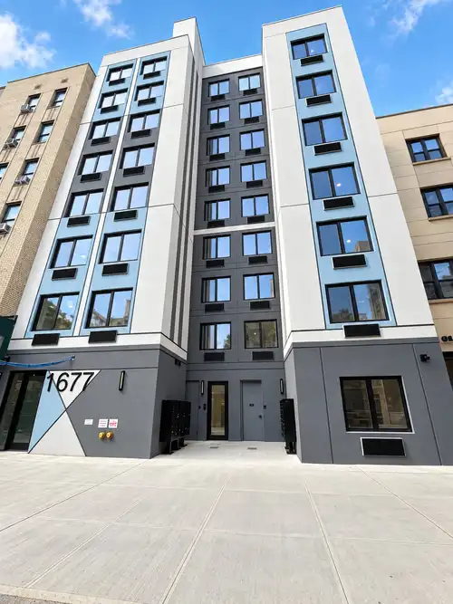 1677 Eastburn Avenue, 1677 Eastburn Ave, Central Bronx, Bronx, NY 10457, 