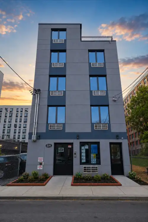 2246 Bathgate Avenue, 2246 Bathgate Ave, Central Bronx, Bronx, NY 10457, 
