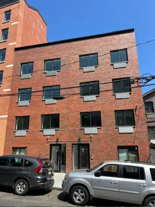 361 A & B East 194th Street, 361 E 194th St, Bronx Park and Fordham, Bronx, NY 10458, 